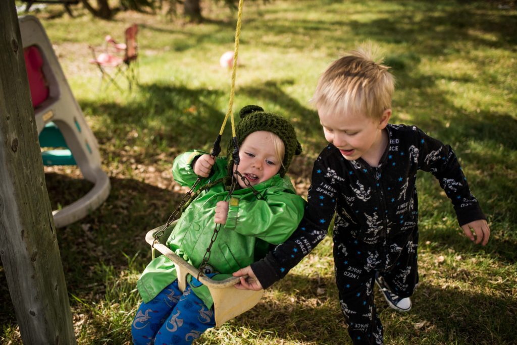 Red Deer Family Photographer